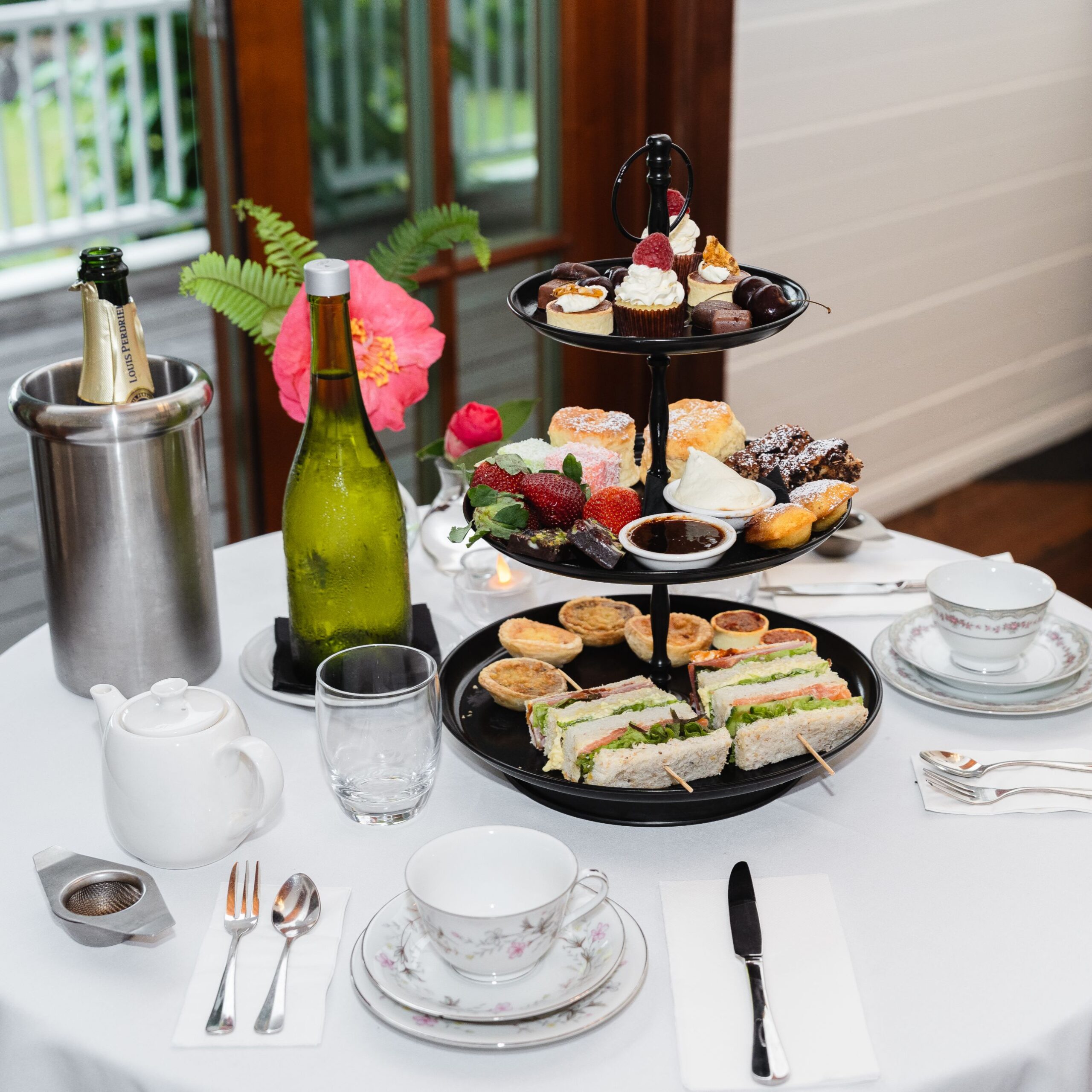 High Tea Montville